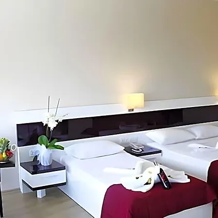 Tourist Hotel 3*