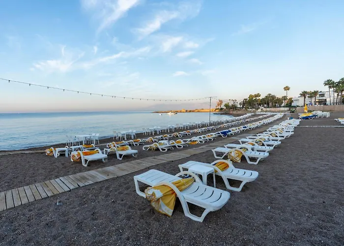 Ξενοδοχείο Tourist 3*