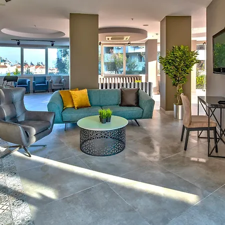 Tourist Hotell 3*