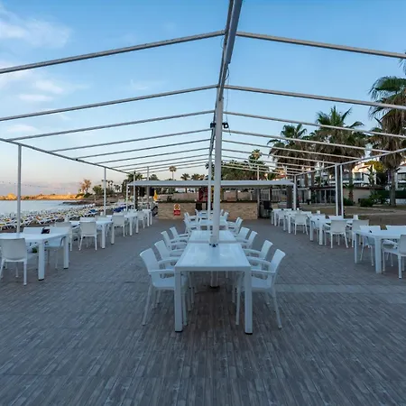 Tourist Hotell 3*