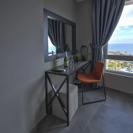Hotell Tourist Antalya